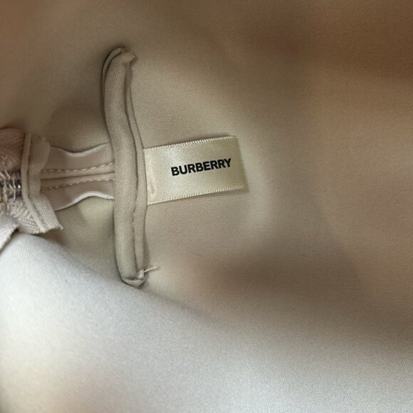 NEW ~ BURBERRY COSMETIC BAG - Picture 8 of 8